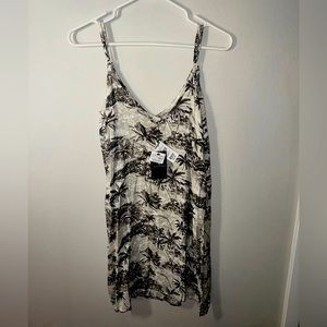 Brand New With Tags Volcom Women’s top